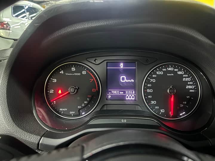 Фото 12 - Audi Q2L