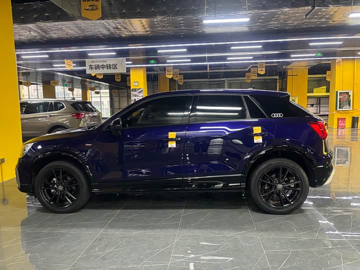 Фото 9 - Audi Q2L