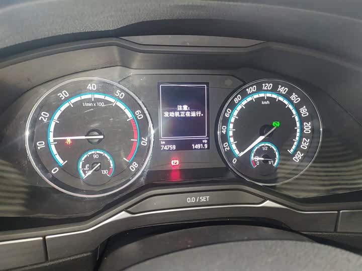 Фото 12 - Skoda Superb