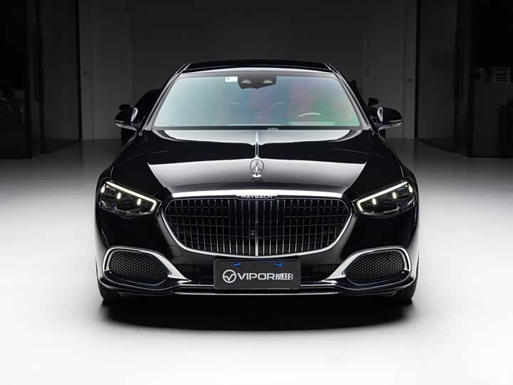 Фото 2 - Mercedes-Benz Maybach S-Class