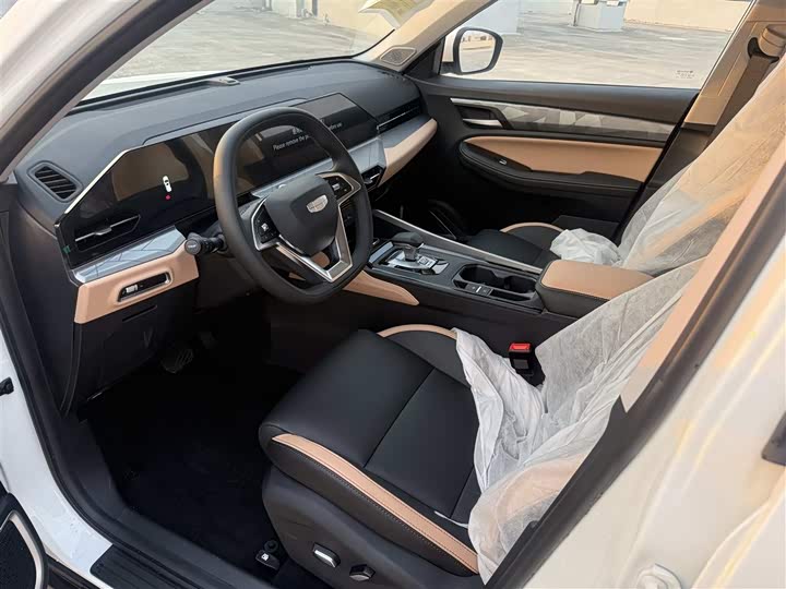 Фото 4 - Geely Okavango Pro