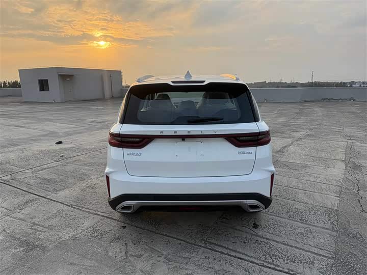 Фото 8 - Geely Okavango Pro