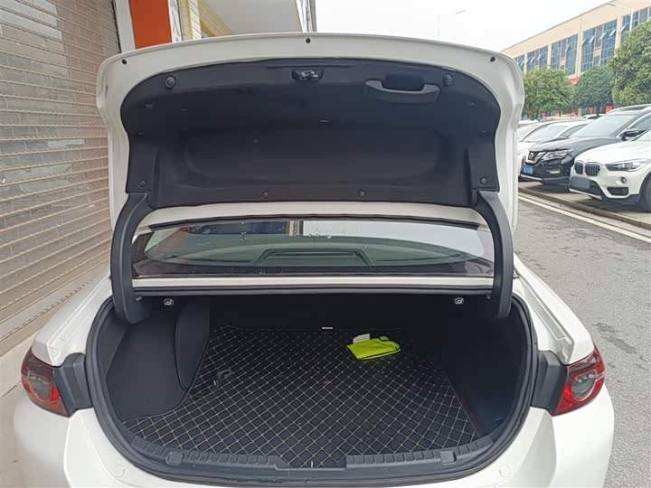 Фото 19 - Mazda 3 (Axela)