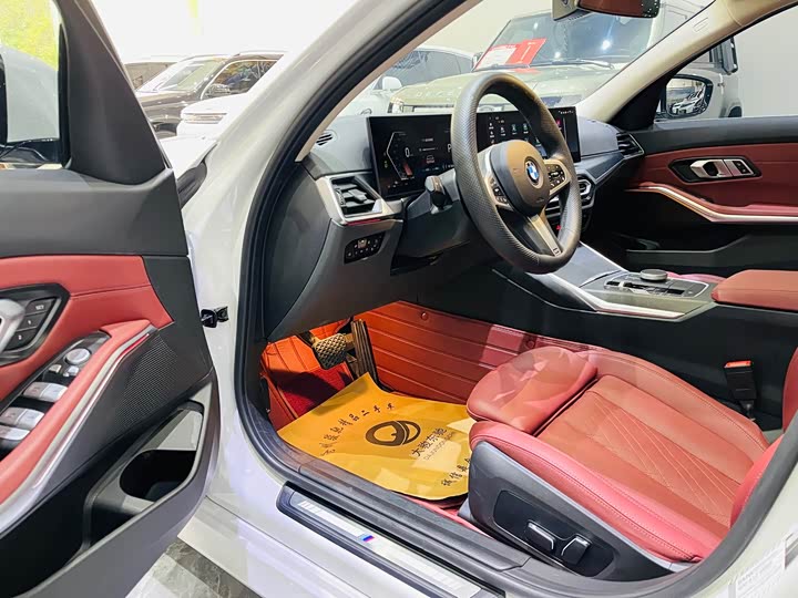 Фото 4 - BMW 3 Series