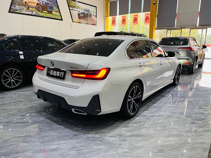 Фото 7 - BMW 3 Series