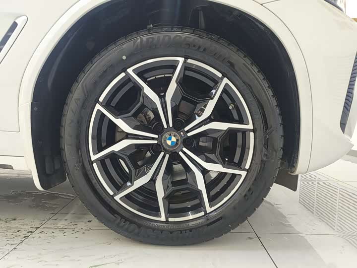 Фото 25 - BMW X3