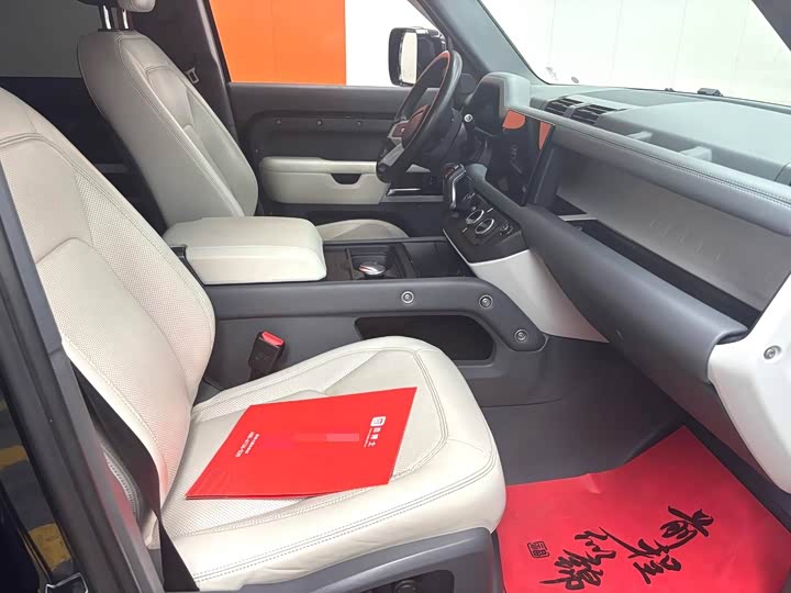 Фото 4 - Land Rover Defender