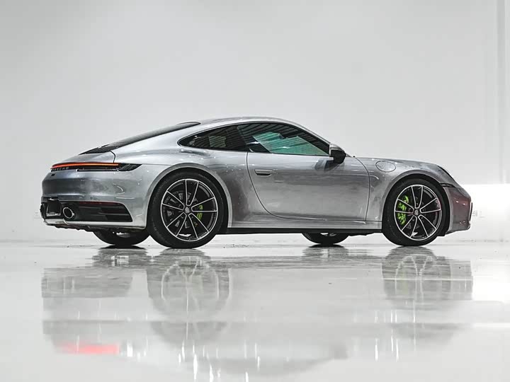 Фото 5 - Porsche 911