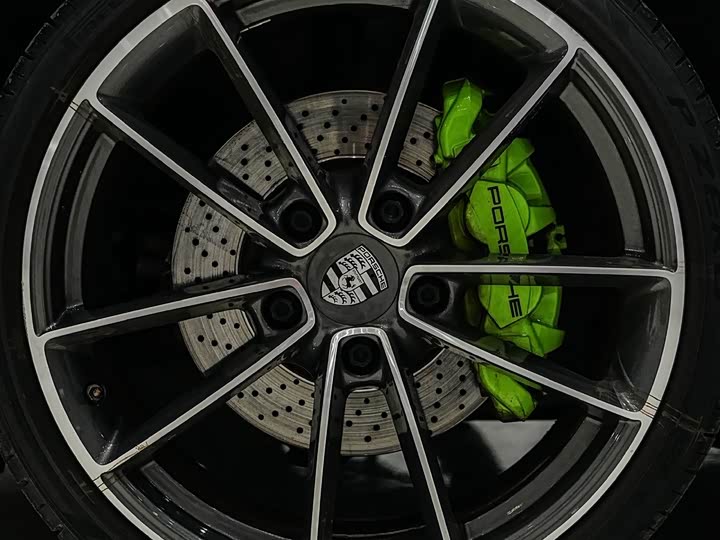 Фото 8 - Porsche 911