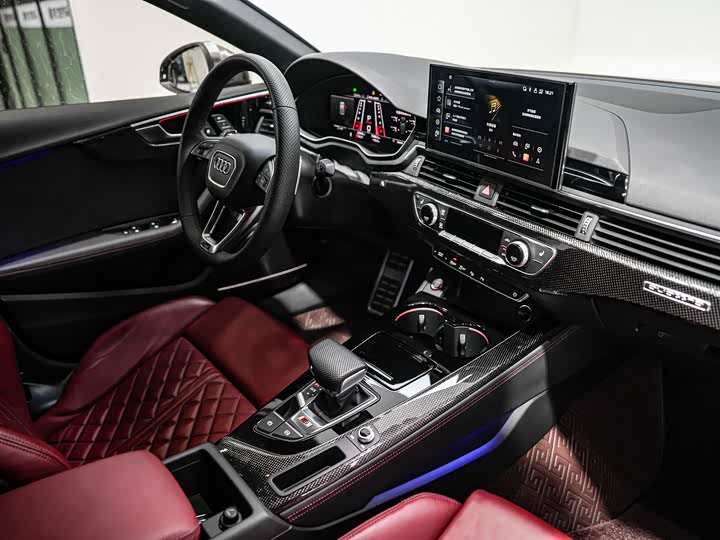 Фото 14 - Audi S5