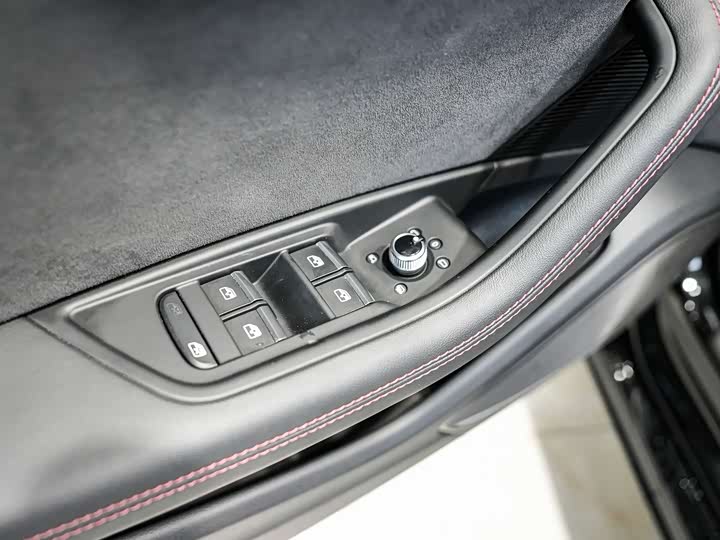 Фото 19 - Audi S5