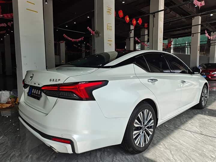 Фото 6 - Nissan Teana