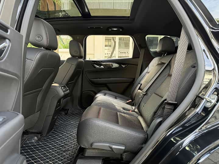 Фото 7 - Chevrolet Blazer