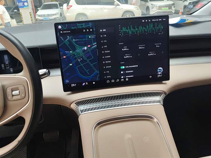 Фото 13 - XPeng X9