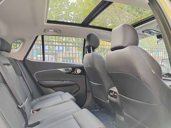 Фото 9 - GAC Aion V