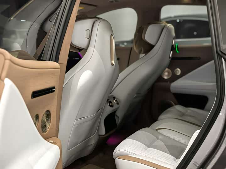 Фото 10 - Avatr 07