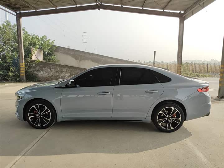 Фото 11 - Geely Preface