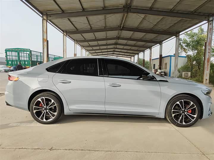 Фото 8 - Geely Preface