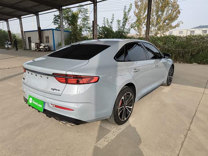 Фото 9 - Geely Preface