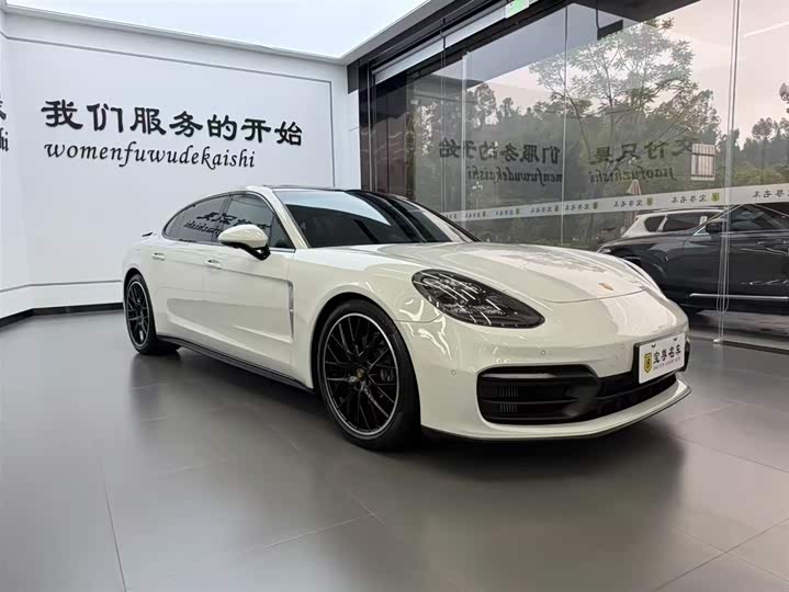 Фото 5 - Porsche Panamera