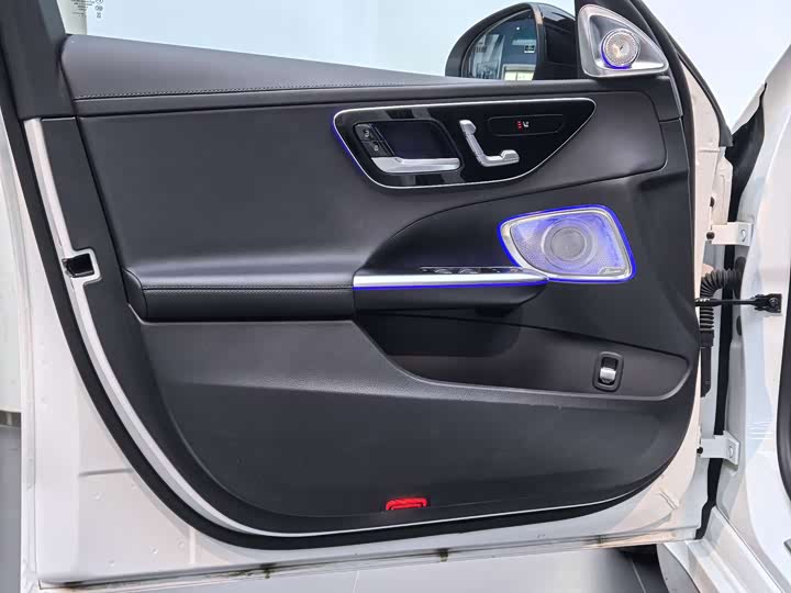 Фото 10 - Mercedes-Benz C-Class