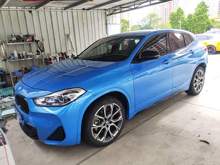 Фото 1 - BMW X2