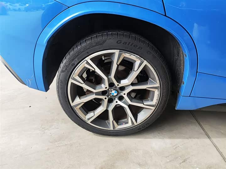 Фото 26 - BMW X2