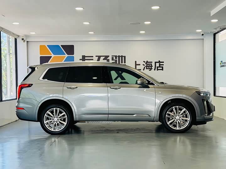 Фото 5 - Cadillac XT6