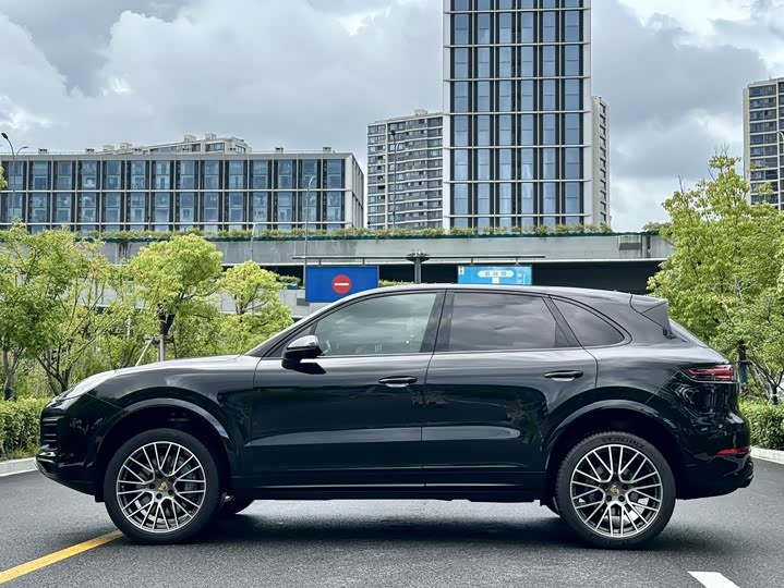 Фото 4 - Porsche Cayenne