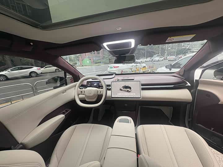 Фото 4 - Zeekr X