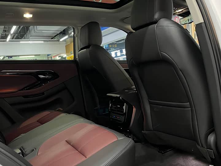 Фото 13 - Land Rover Range Rover Evoque L