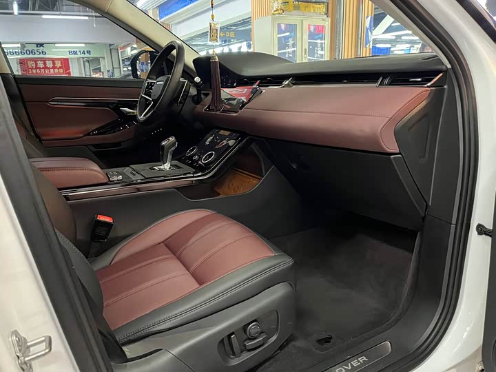 Фото 14 - Land Rover Range Rover Evoque L