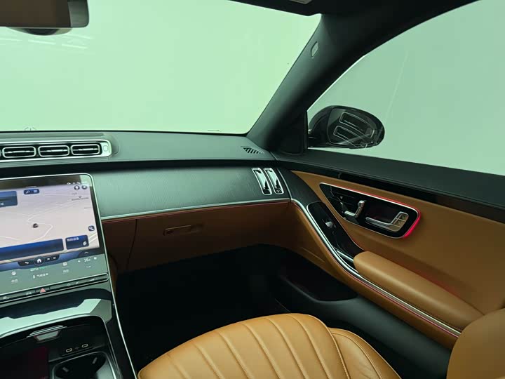 Фото 11 - Mercedes-Benz S-Class