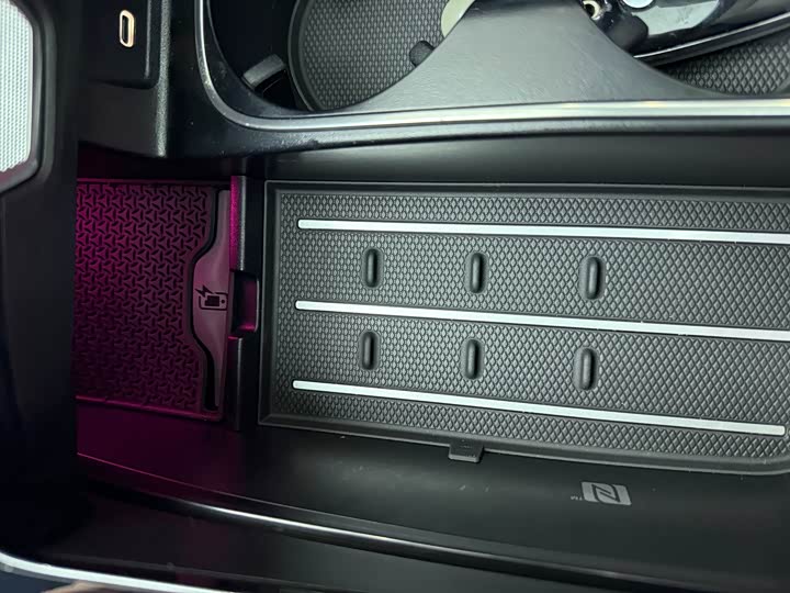 Фото 20 - Mercedes-Benz S-Class