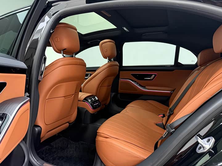 Фото 8 - Mercedes-Benz S-Class