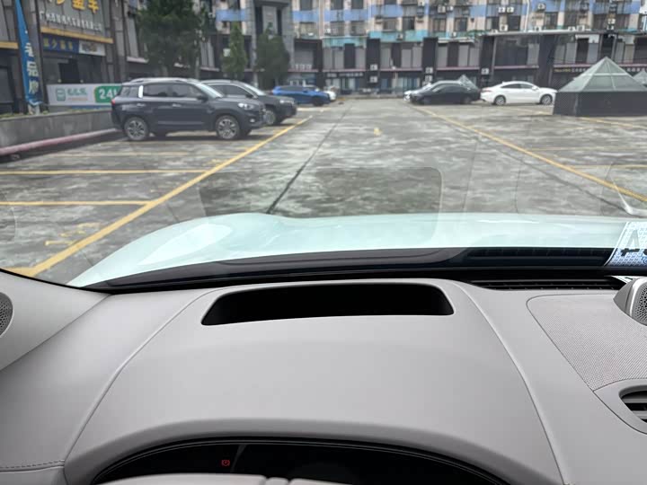 Фото 15 - Zeekr 7X