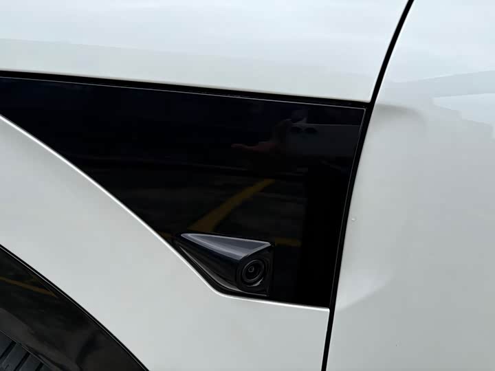 Фото 28 - Zeekr 7X