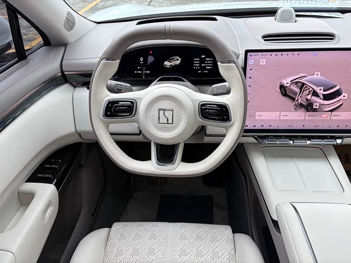 Фото 9 - Zeekr 7X