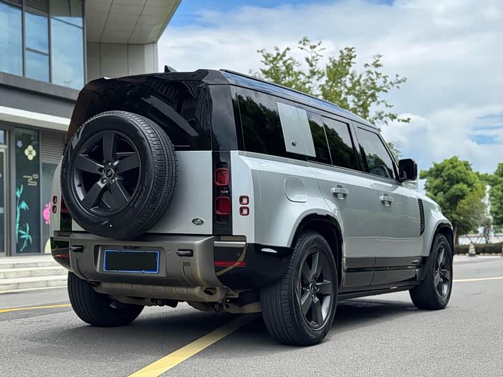 Фото 5 - Land Rover Defender