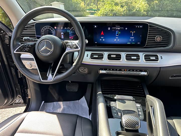 Фото 12 - Mercedes-Benz GLE-Class