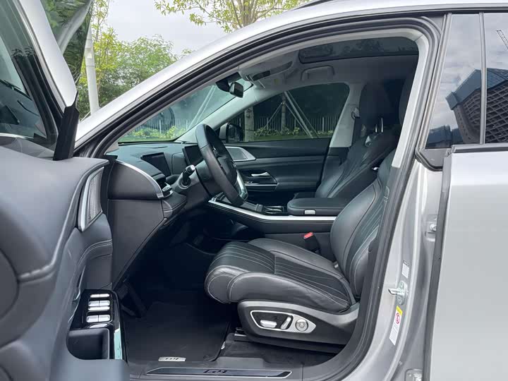 Фото 10 - XPeng G9