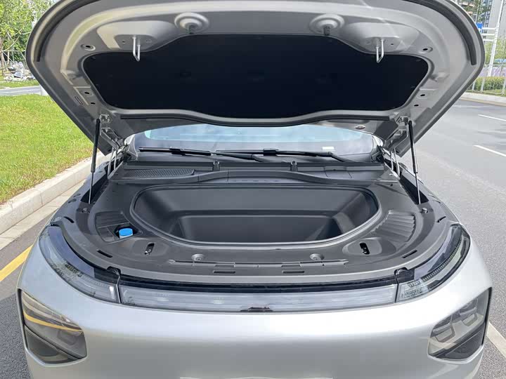 Фото 23 - XPeng G9