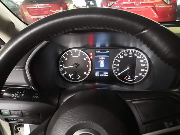 Фото 4 - Nissan Sylphy