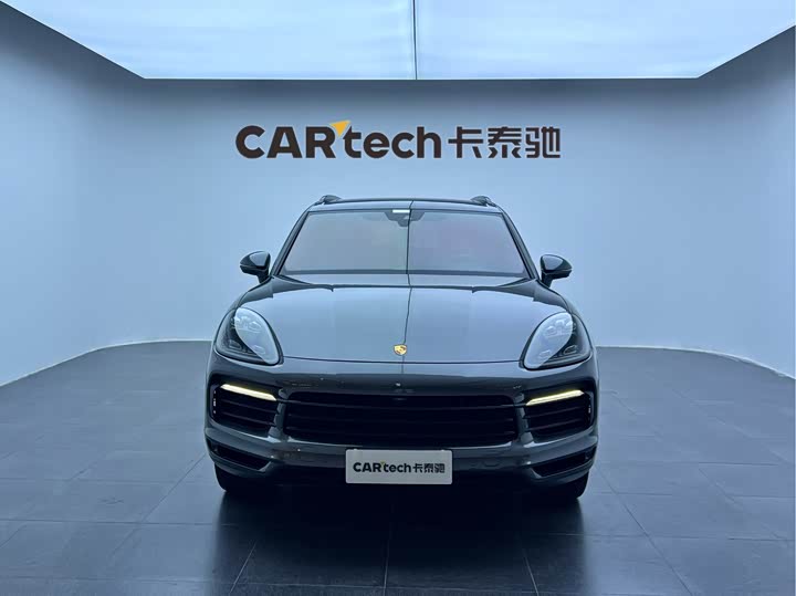 Фото 2 - Porsche Cayenne