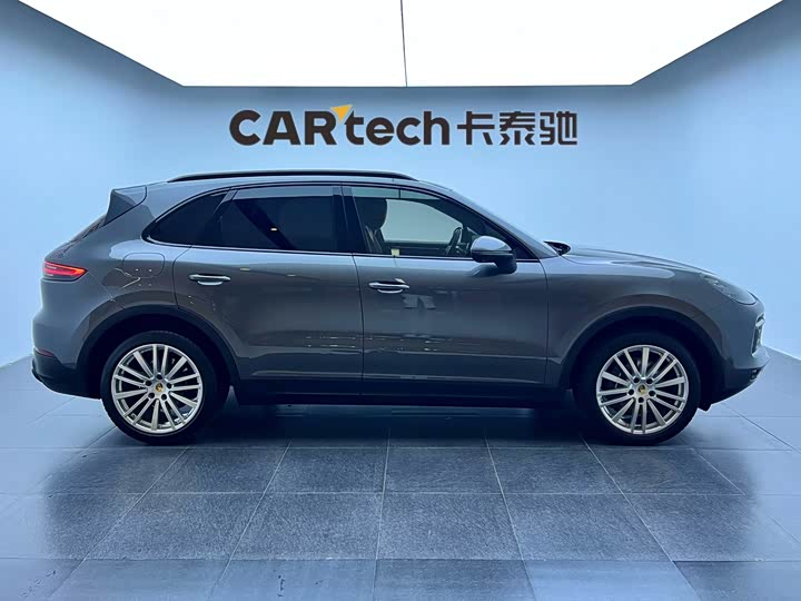 Фото 4 - Porsche Cayenne