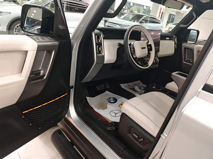 Фото 16 - Chery iCar V23