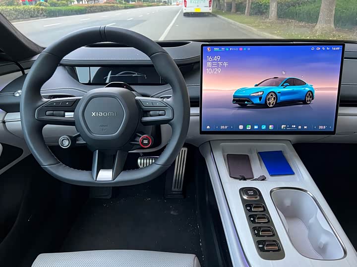 Фото 13 - Xiaomi SU7