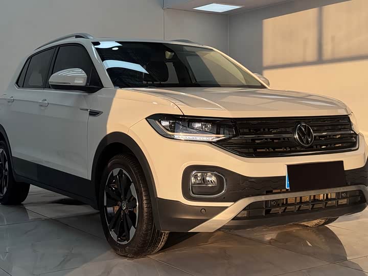 Фото 3 - Volkswagen Tacqua