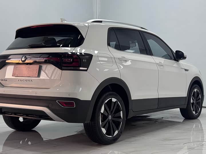 Фото 6 - Volkswagen Tacqua