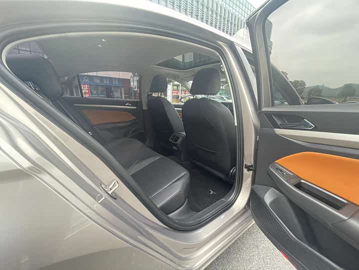 Фото 13 - Volkswagen Bora